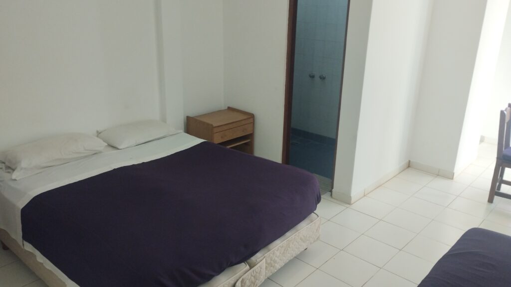 Habitación con baño privado